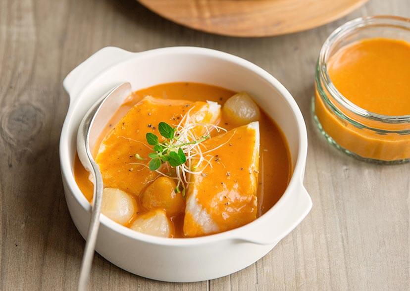 Dès 15/18 mois : Déjeuner - Epinards et rutabaga à l'huile d'olive, blé en persillade et dos de Lieu noir sauce Armoricaine (Crème fraiche, Tomates, Paprika) Texture "Morceaux" DLC 03/02/2025