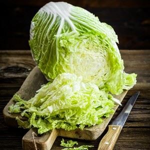 Dès 15/18 mois : Déjeuner - Pé-tsai (chou chinois) aux 4 épices, Risotto de Blé (lait) et Pois Cassés à l'oseille Texture "Morceaux" DLC 28/04/2025