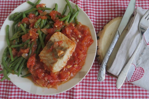 Dès 6/8 mois : Déjeuner -  Légumes verts aux petits oignons  (petits pois et haricots verts), Riz et dos de Lieu noir à la Sauce tomate et au laurier Texture "Lisse" DLC 15/07/2025